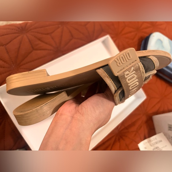 Preowned- 👡 Christian Dior Diorevolution Slide - Picture 13 of 15